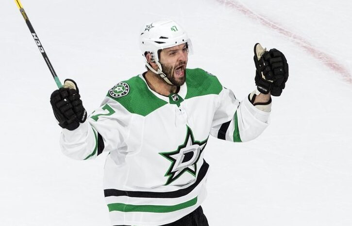 Avalanche_Stars_Hockey_18948