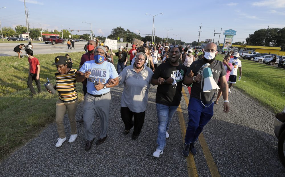 Racial_Injustice_Police_Shooting_Louisiana_91290
