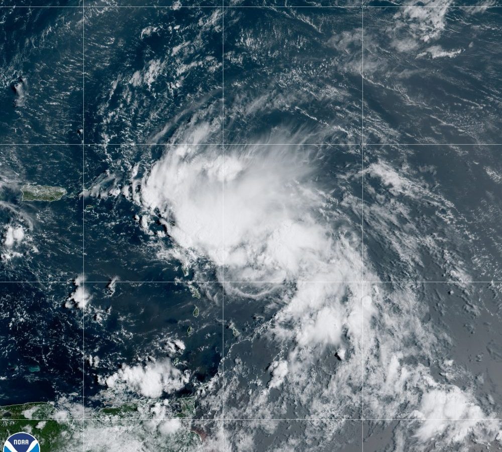 Tropical_Weather_84711