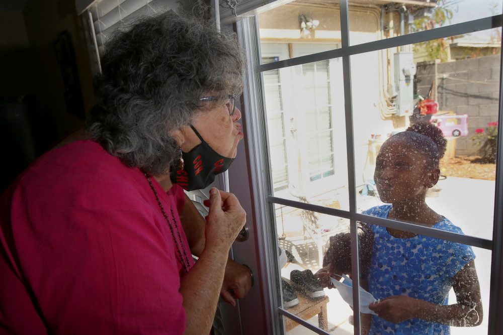 Virus_Outbreak_Grandparents_At_Home_53574