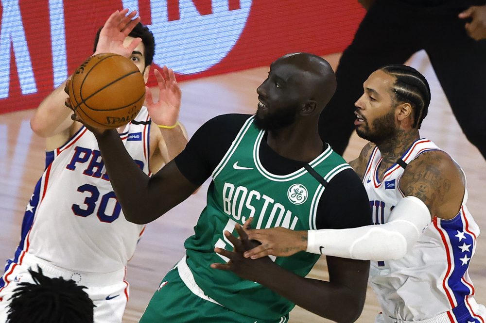 76ers_Celtics_Basketball_38188