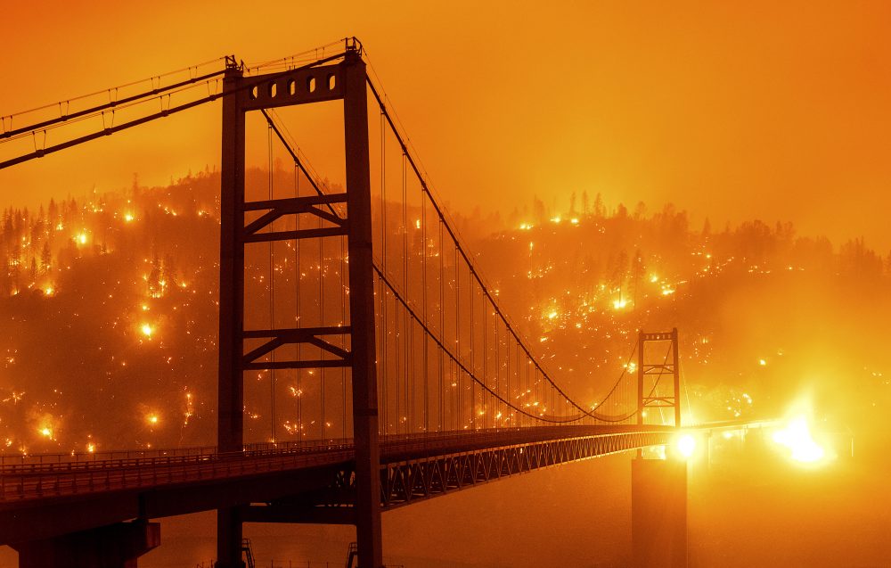 APTOPIX_California_Wildfires_57365