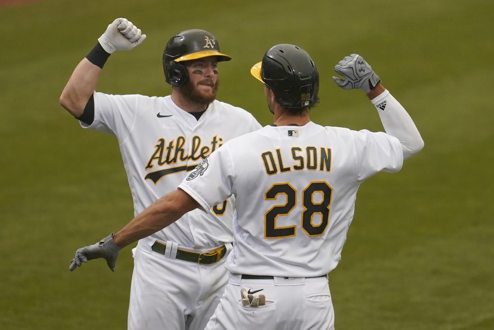 Jake Lamb homers, Oakland Athletics move closer to AL West title, beat San  Francisco Giants 