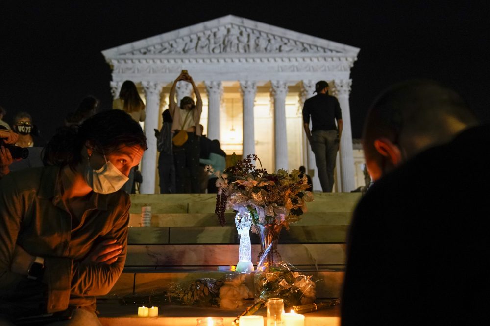 Supreme_Court_Obit_Ginsburg_62543