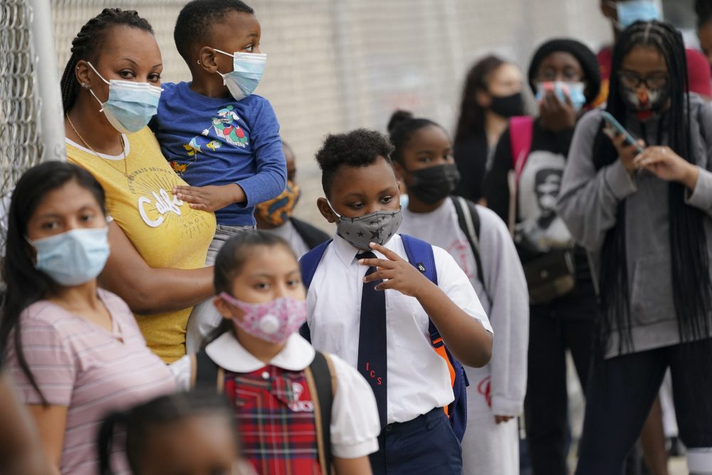 Virus_Outbreak-NYC_Schools_52091