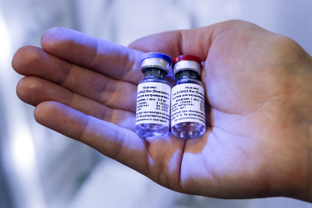 Virus_Outbreak_Russia_Vaccine_84391
