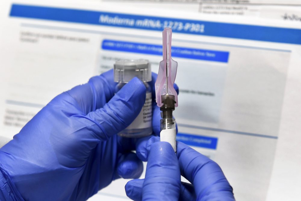 Virus_Outbreak_Vaccine_Pledge_89910