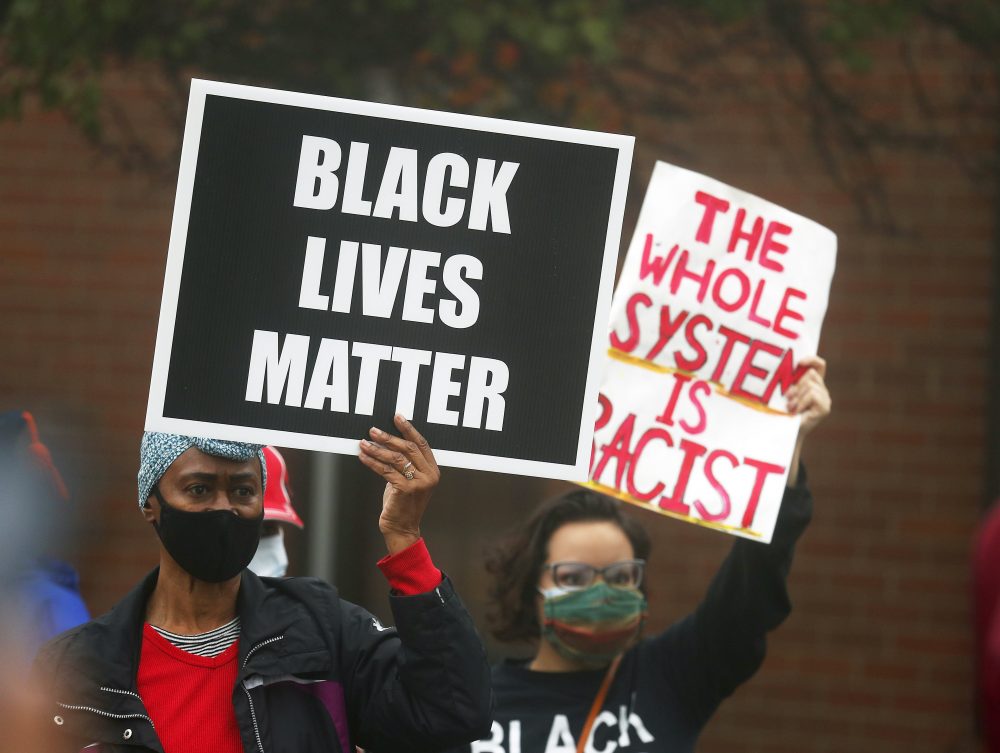 US_Police_Shooting_Illinois_63468