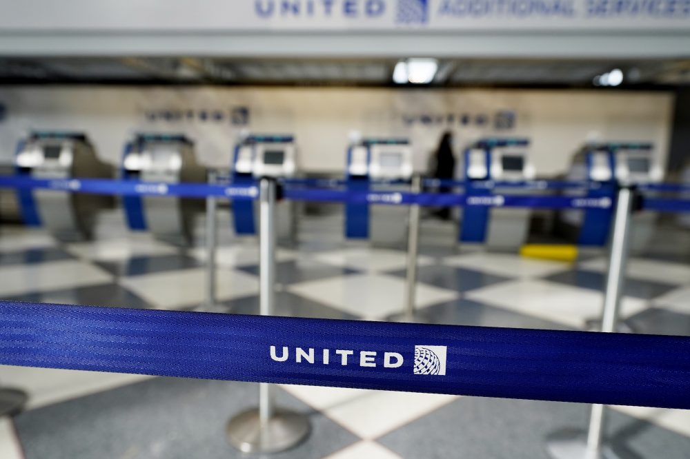 Virus_Outbreak_Earns_United_Airlines_23497