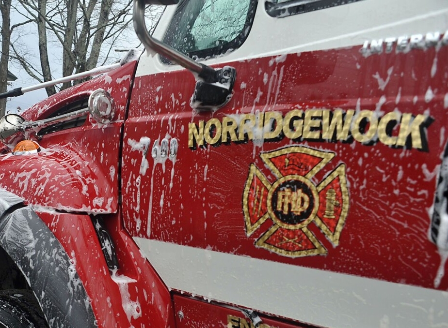 Norridgewock fire department begins new year under leadership of 2 longtime firefighters - Vimarsana News