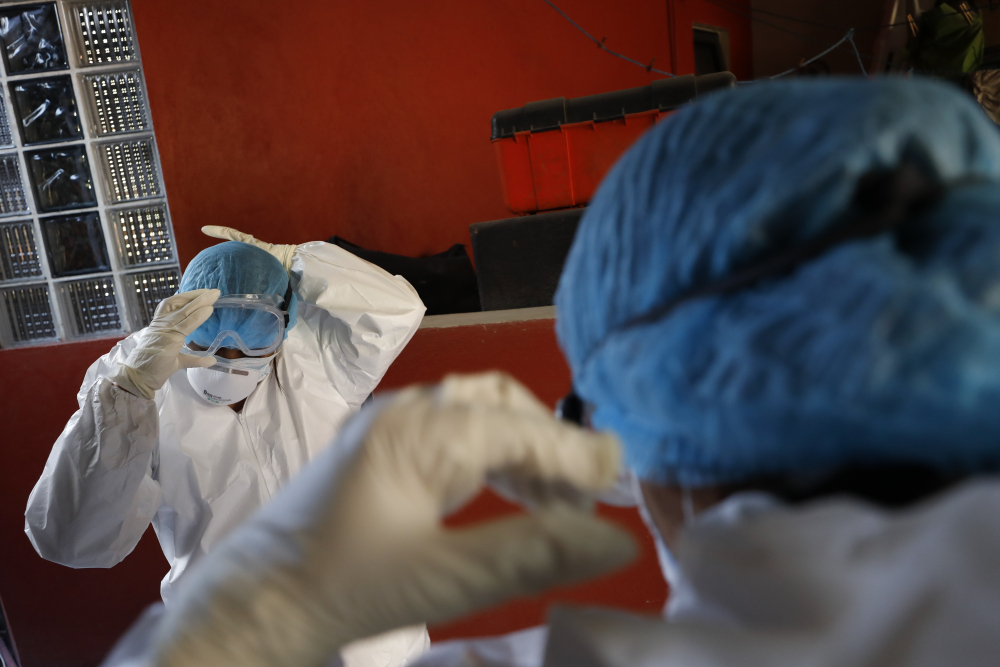 APTOPIX_Virus_Outbreak_Mexico_01280