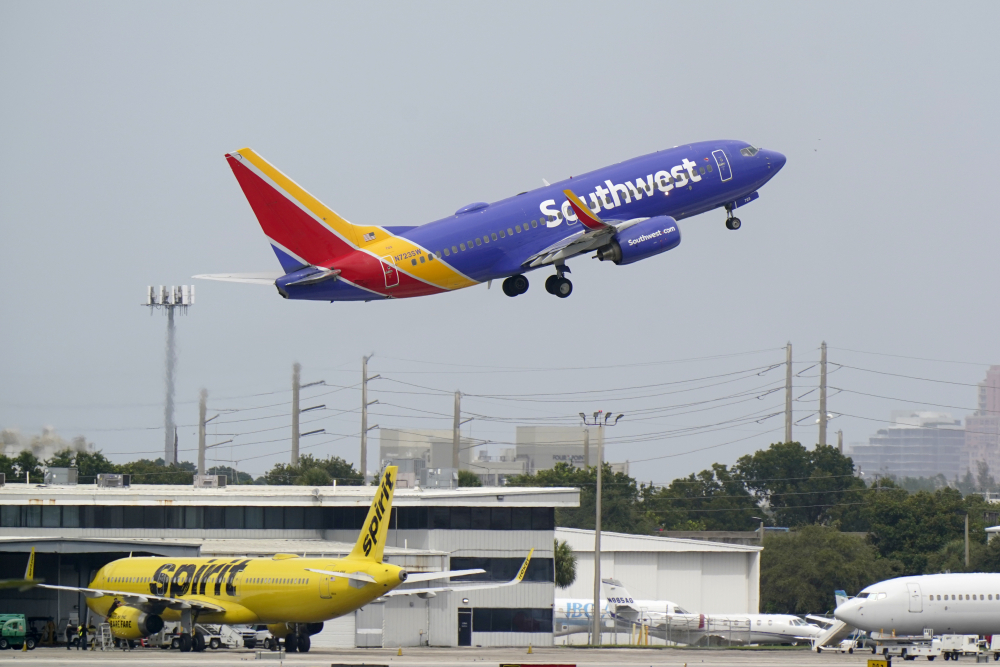Airlines_Outlook_93596
