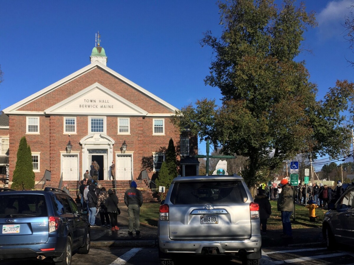 Berwick election results delayed amid ballot machine confusion