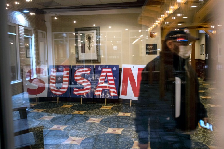 Democrats are squandering a rare opportunity in Maine | Steve Collins