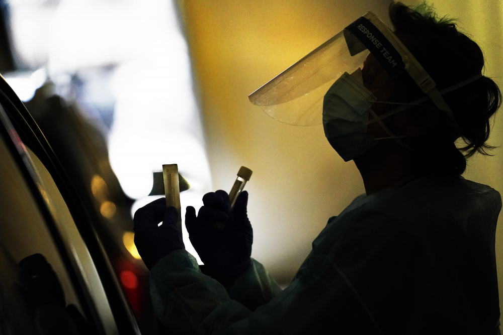 APTOPIX_Virus_Outbreak_Maine_99092