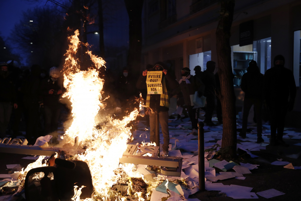 France_Protests_10737