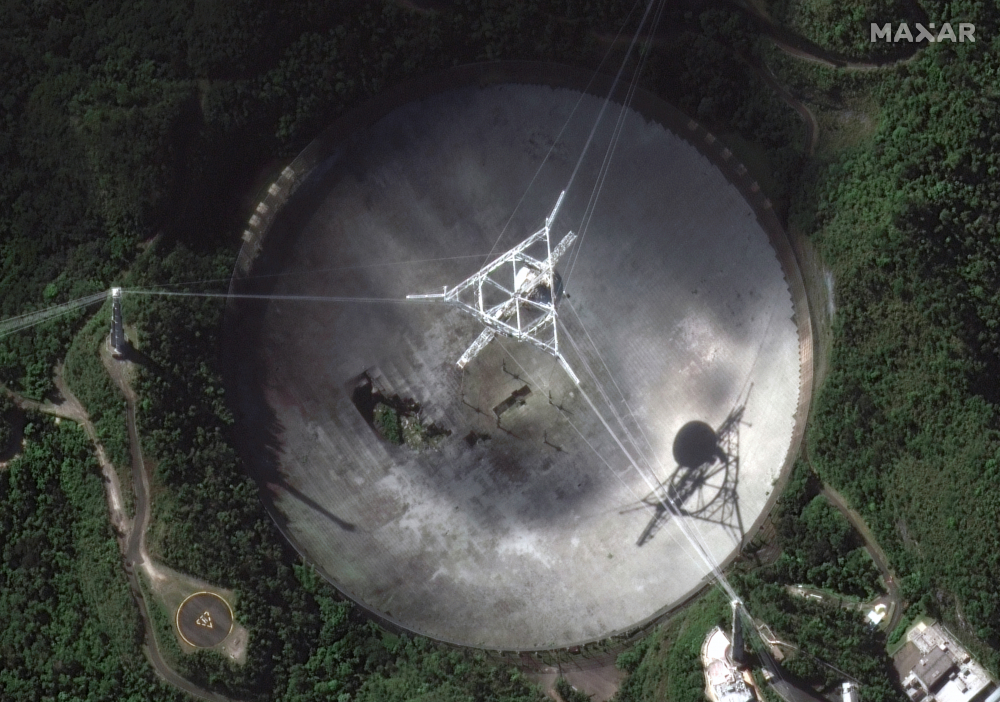 Puerto_Rico_Telescope_01453