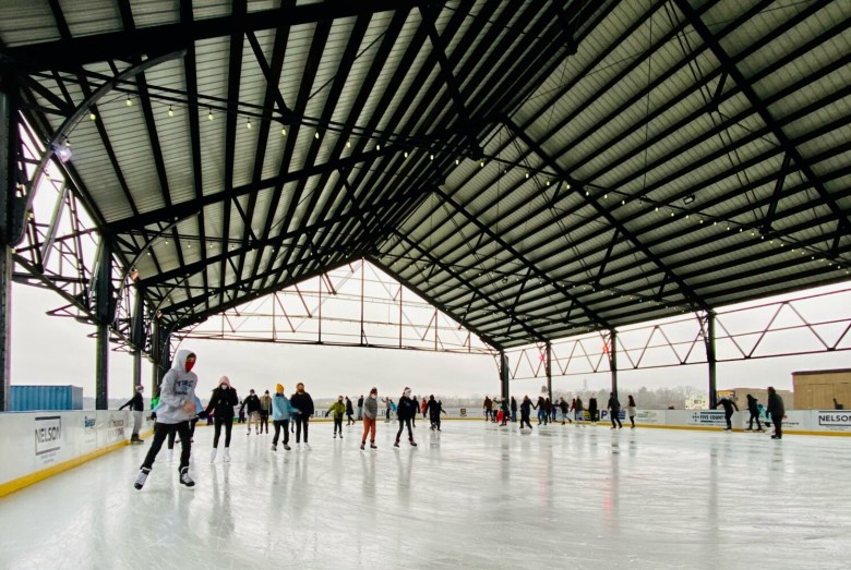 Ice skating at Thompson’s Point, tribute to Phil Lesh, and Stiff Socks ...