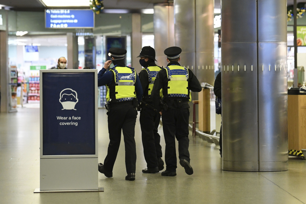 Virus_Outbreak_Britain_64444