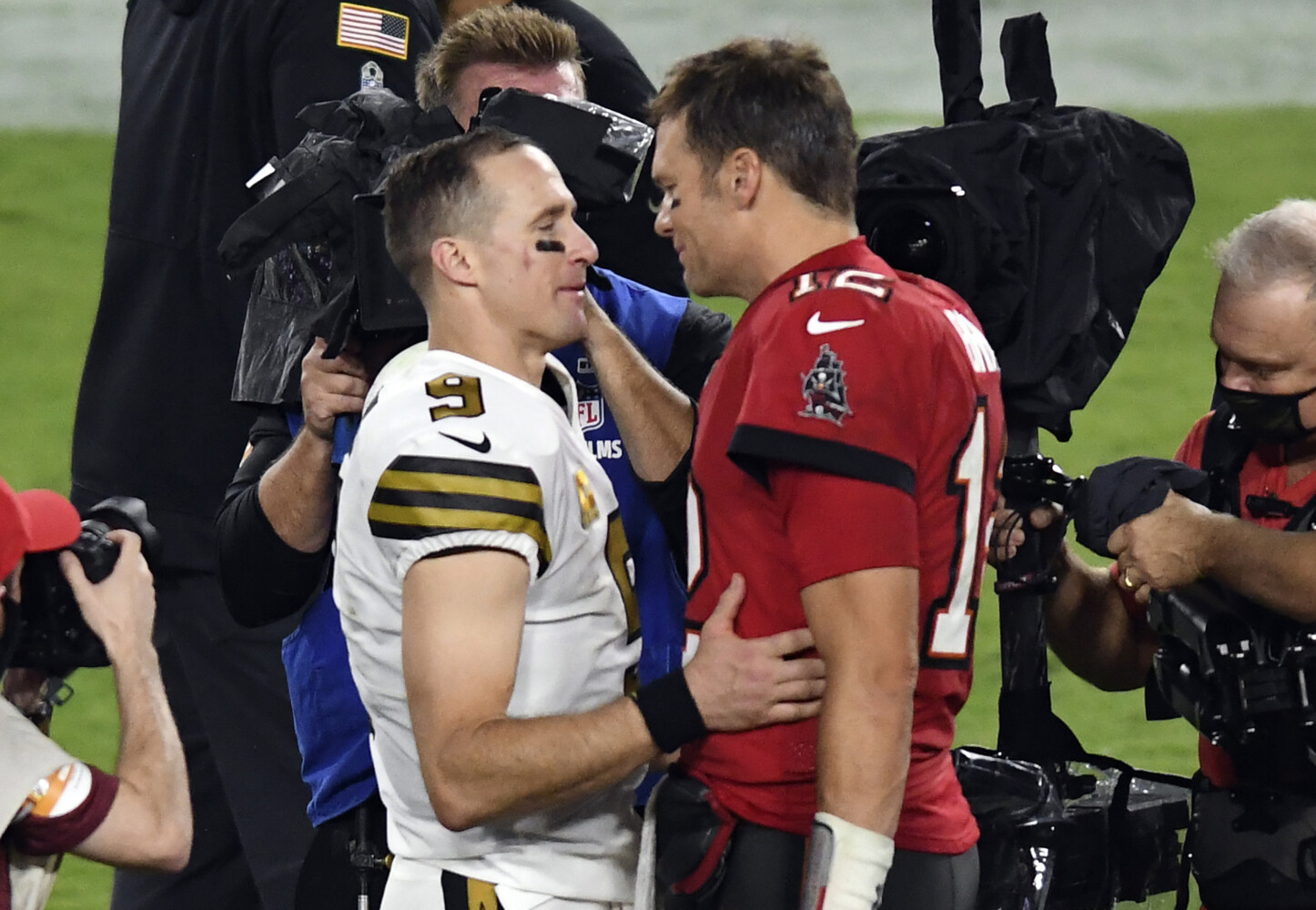 Tom Brady, Buccaneers, end playoffs for Saints, Drew Brees – The Denver Post