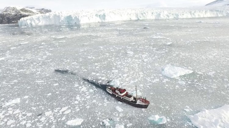 The Oceans Melting Greenland mission carried out depth and salinity measurements of Greenland's fjords by boat and aircraft. Glaciers that flow into Greenland's deepest fjords are losing the most ice.