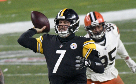 Browns_Steelers_Football_64837