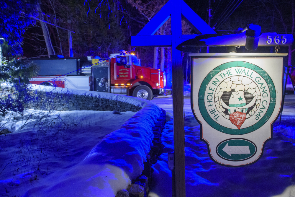 Camp-Fire-Paul-Newman_58484