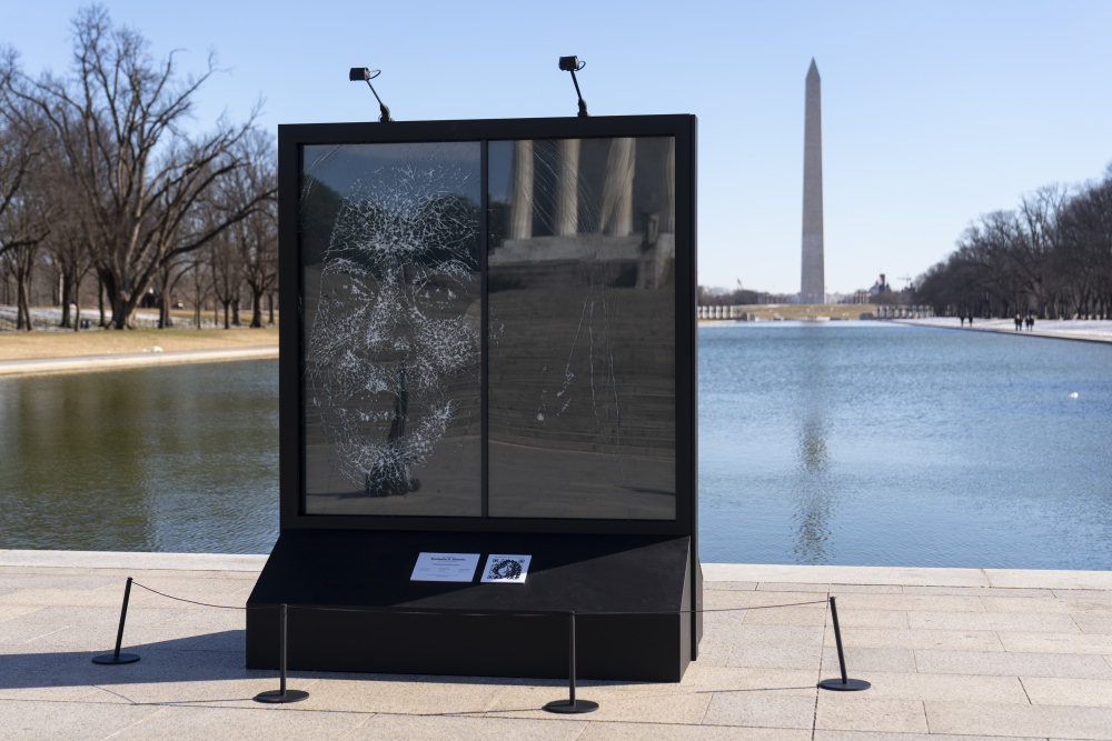 Harris_Glass_Portrait_39512