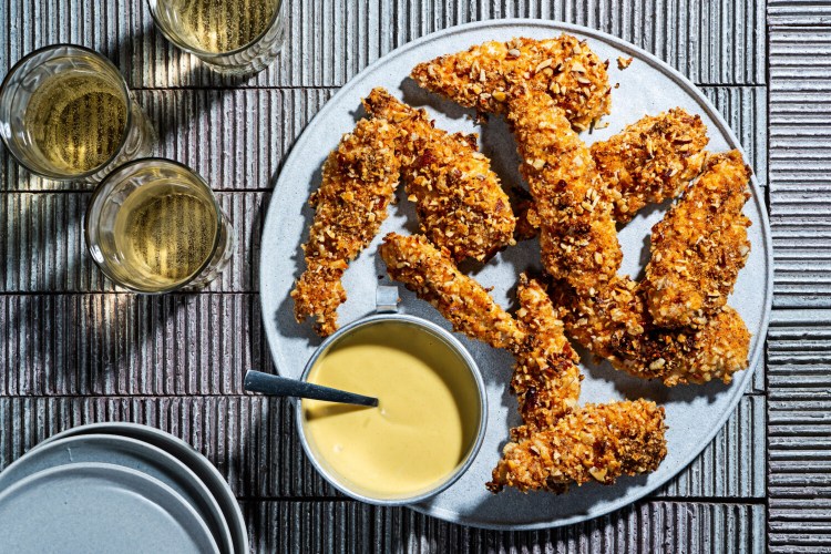 Crispy Chicken Tenders With Honey-Mustard Dipping Sauce. MUST CREDIT: Photo by Scott Suchman for The Washington Post.