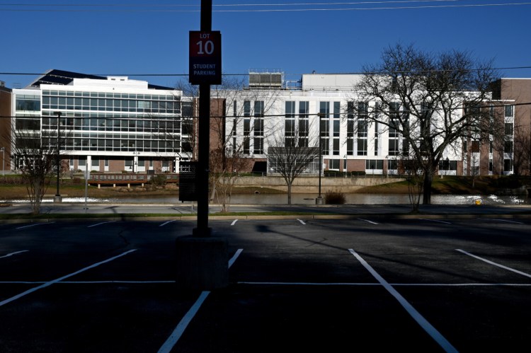 Montgomery College campus in Rockville, Md., is eerily quiet due to the coronavirus pandemic on Dec. 2, 2020. MUST CREDIT: Washington Post photo by Katherine Frey.