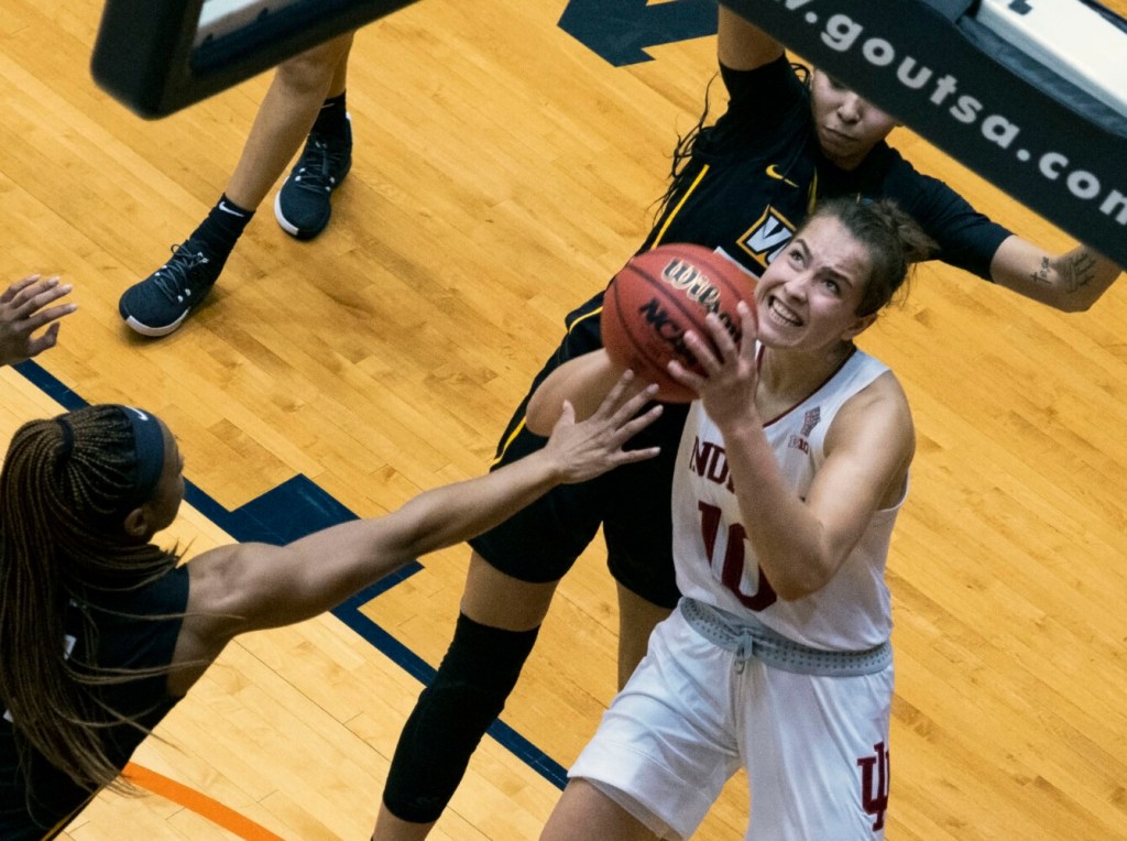 Saint Mary's vs. VCU - First Round NCAA tournament extended