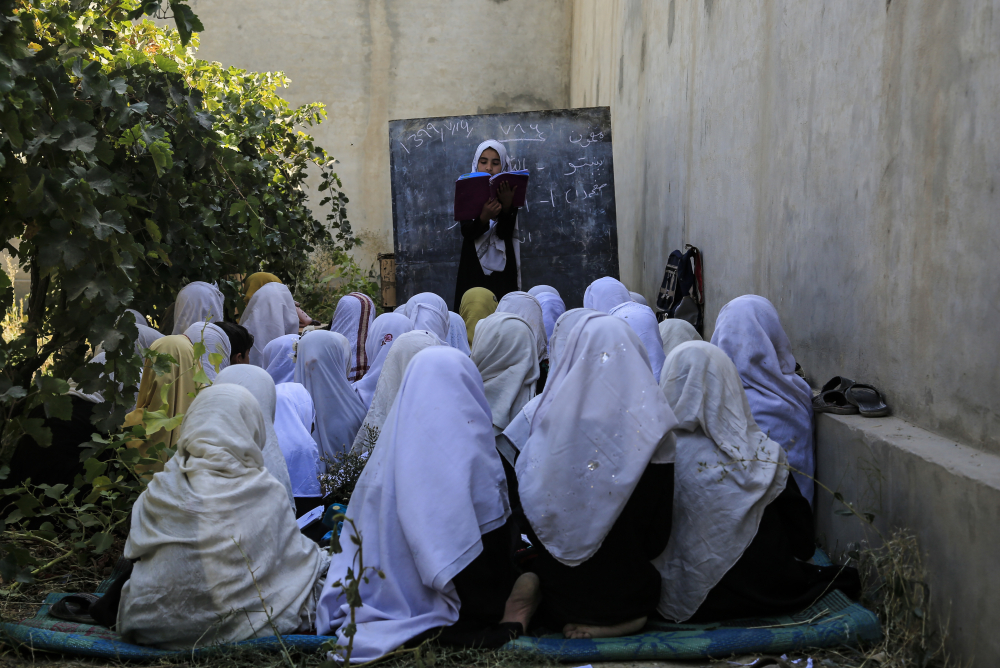 Afghanistan_Banning_Girls_Singing_26342