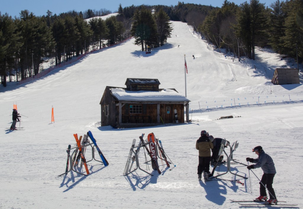 ‘Surprising’ number of skiers hitting the slopes at Shawnee Peak this