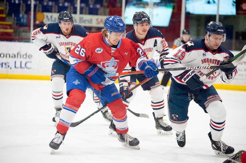Johnstown Tomahawks pull away from Maine Nordiques again