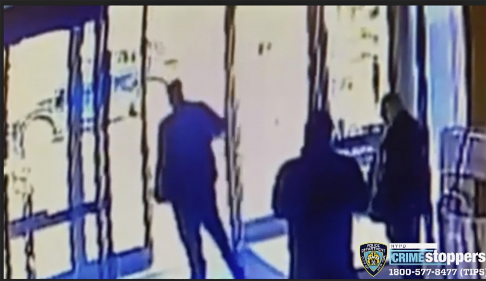 Asian_American_Woman_Assaulted_42238