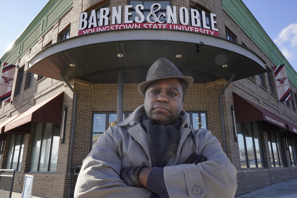 Campus_Bookstore_Battle_82523