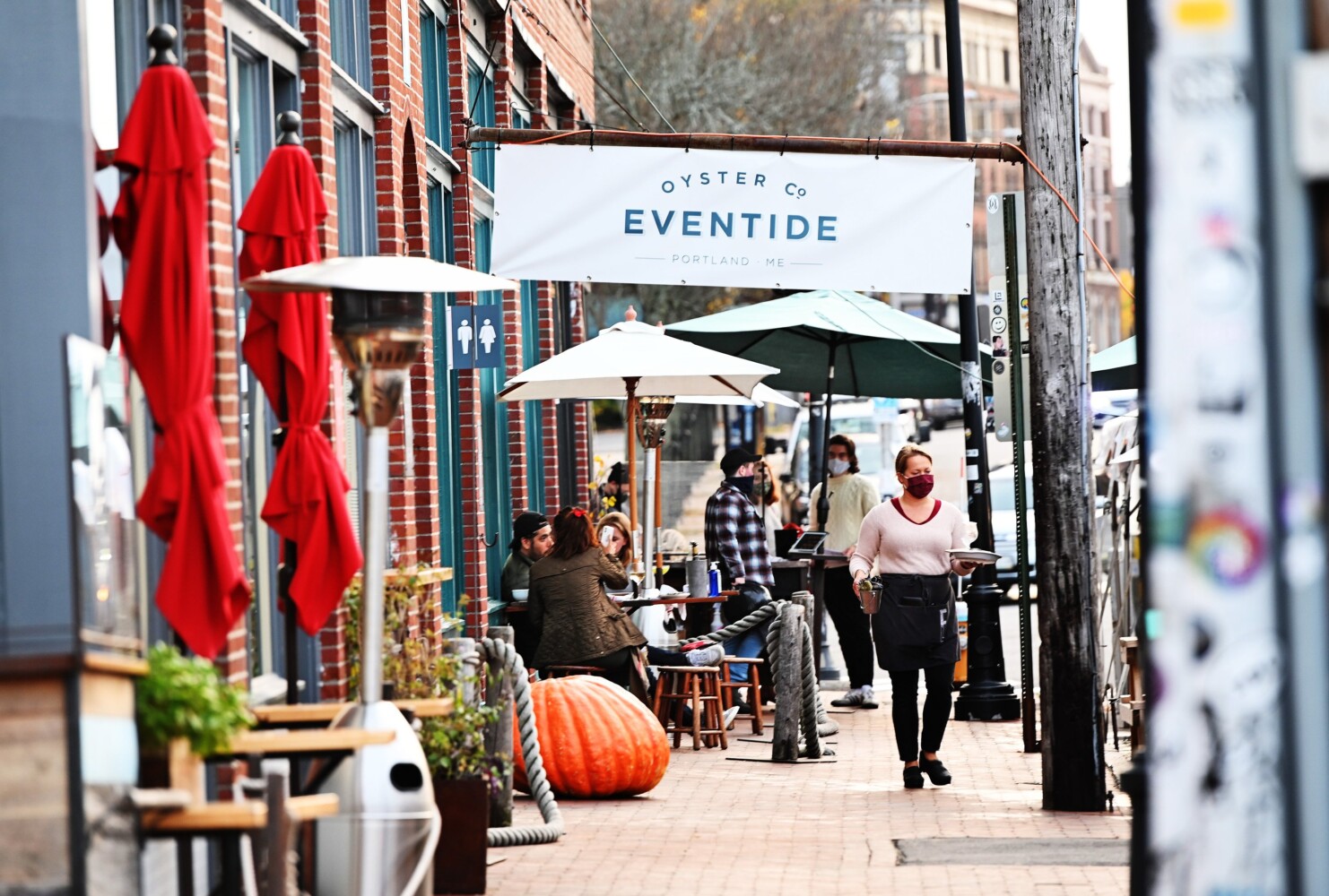 On Middle Street, a culinary hub embodies an industry under siege