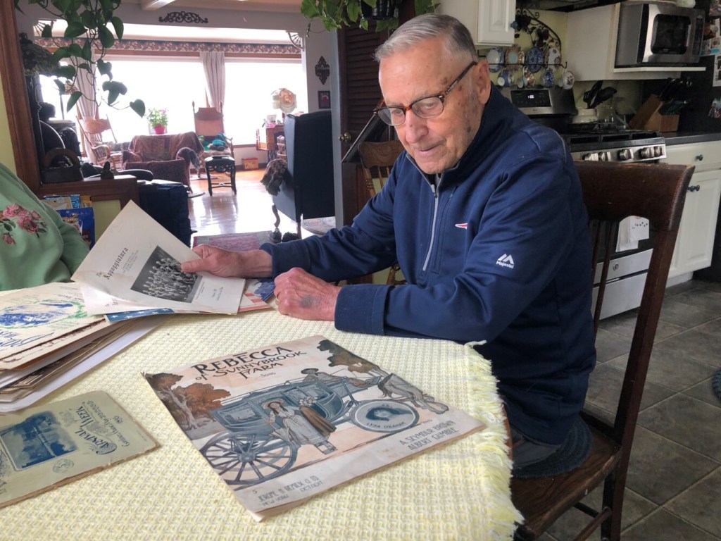 Gardiner man celebrates Maine’s role in song
