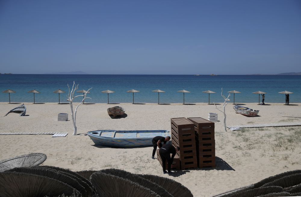 APTOPIX_Virus_Outbreak_Southern_Europe_Tourism_99869