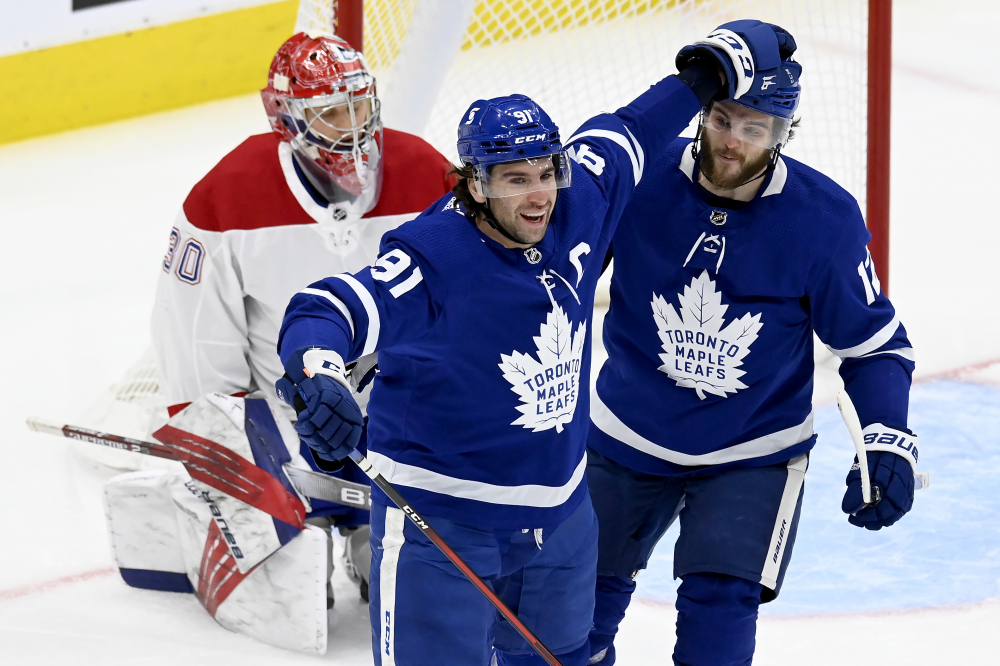 Canadiens_Maple_Leafs_Hockey_32903