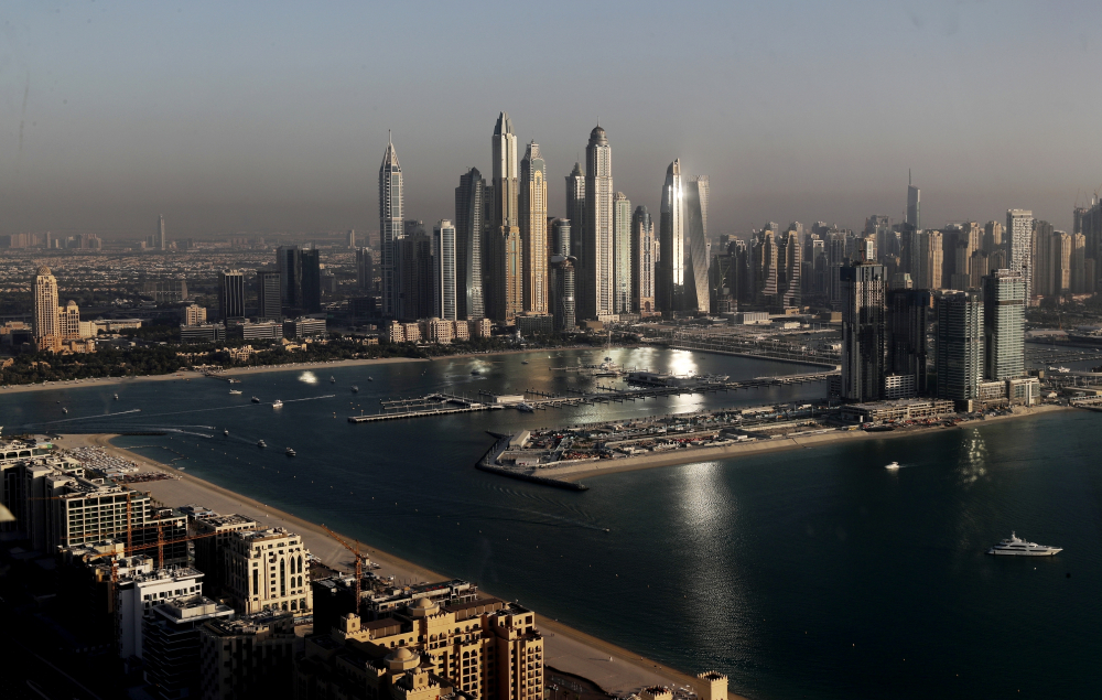 Virus_Outbreak_Dubai_Luxury_Boom_12687
