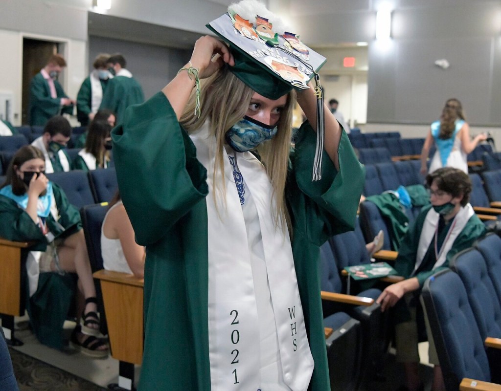 Winthrop High School ceremony celebrates graduating seniors