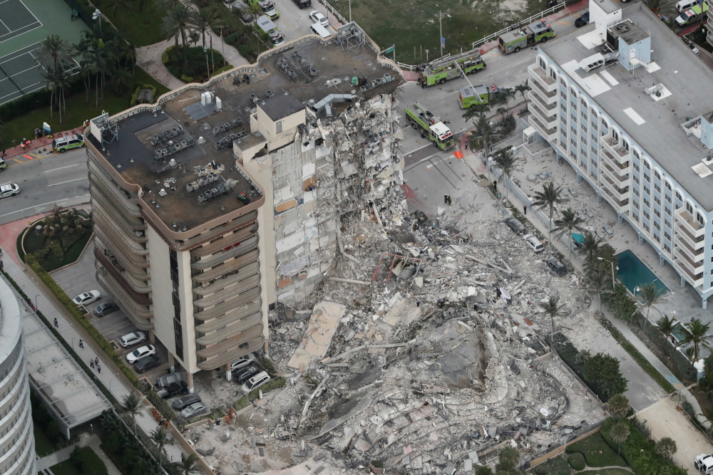 APTOPIX_Building_Collapse_Miami_91819