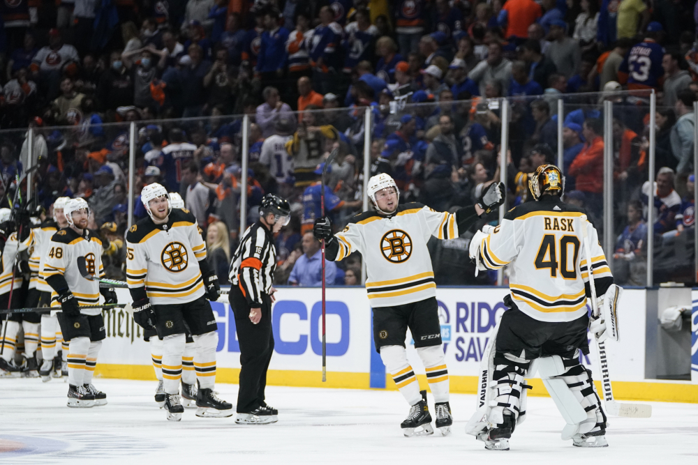 Bruins_Islanders_Hockey_90878