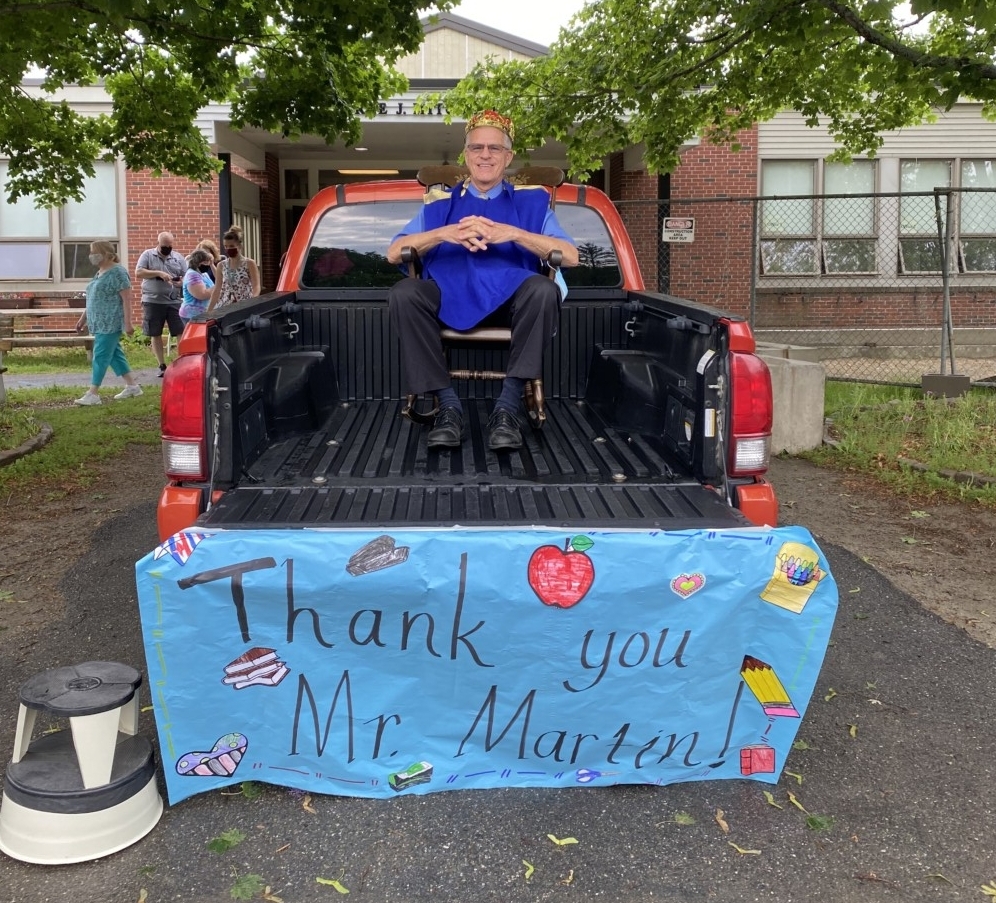Waterville elementary school honors retiring principal with parade