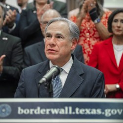 Immigration_Texas_Governor_46708