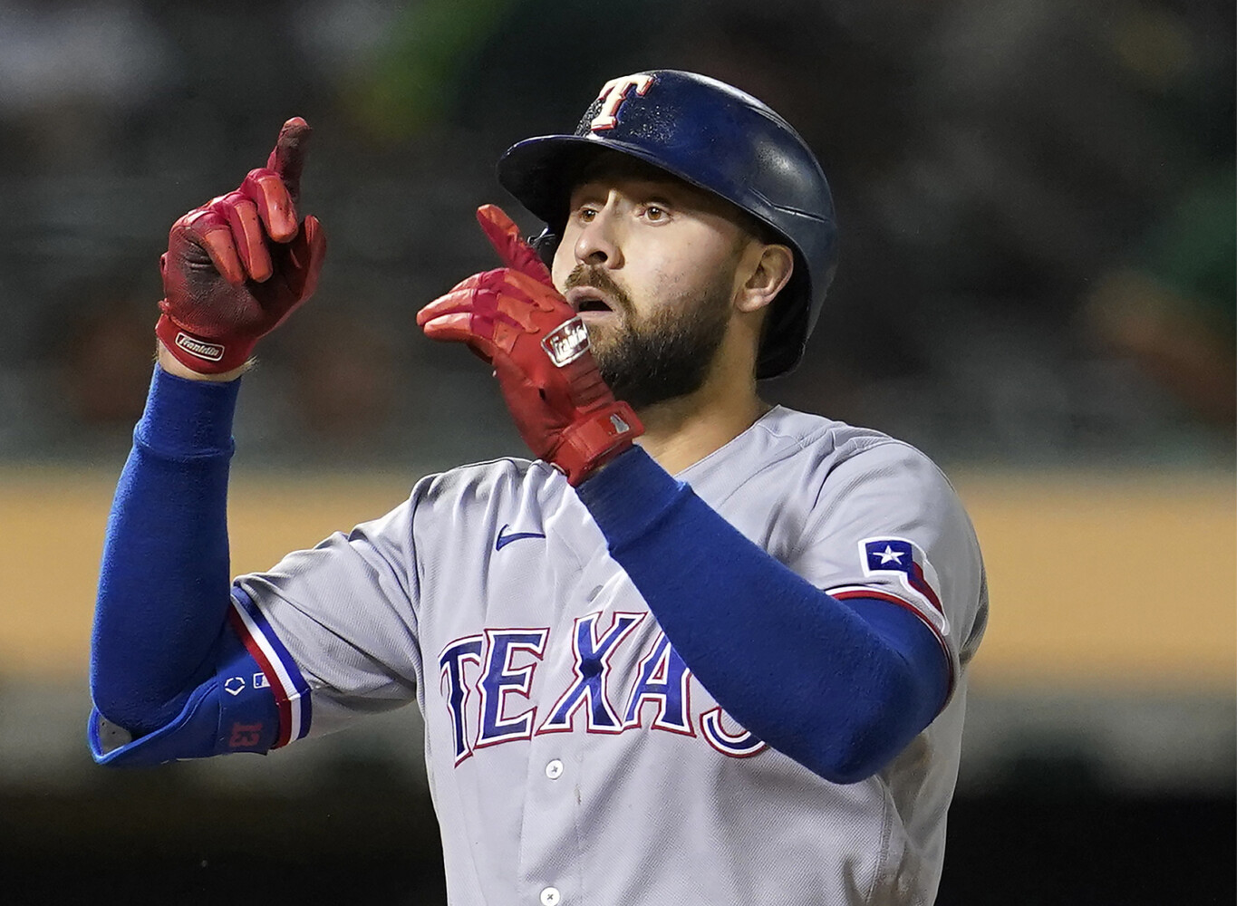 Joey Gallo homers twice in win over Athletics