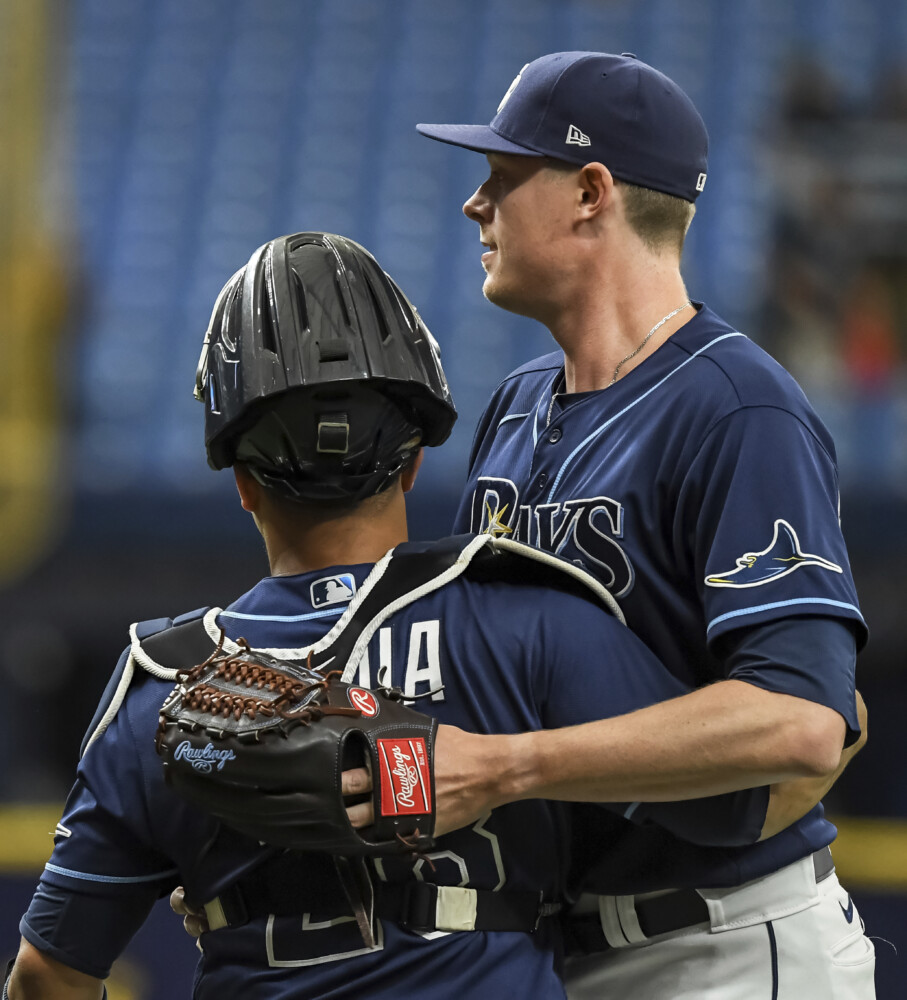 5 Rays pitchers no-hit Indians for doubleheader sweep, National Sports