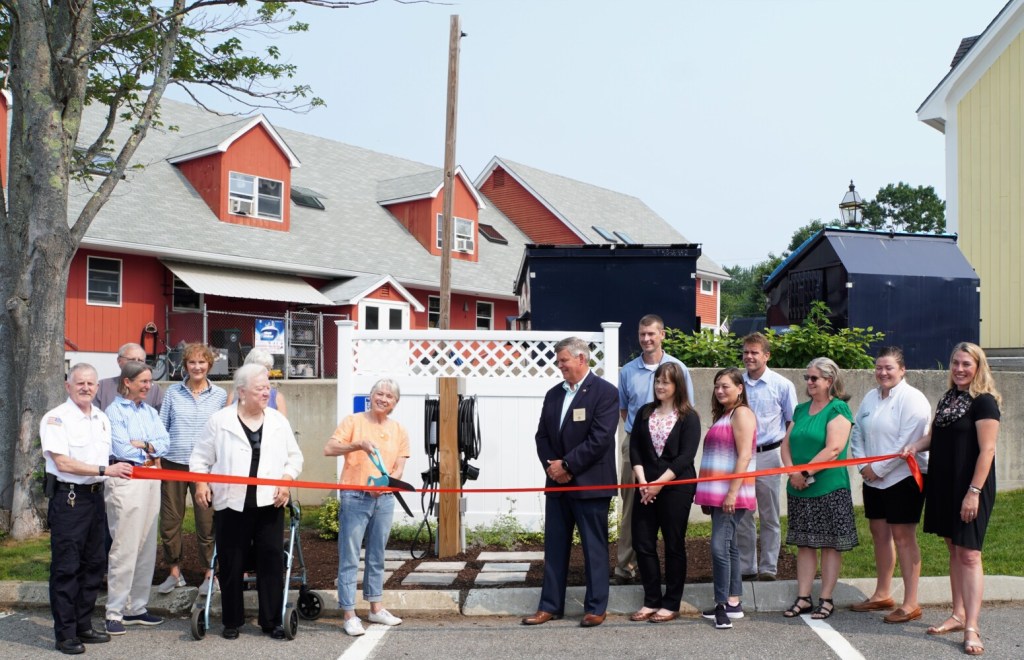 Electric vehicle charging station opens in Lower Village Kennebunk