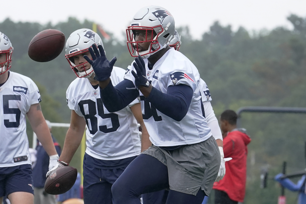 Patriots LB Kyle Van Noy, OT Trent Brown placed on Physically Unable to  Perform list – Boston Herald